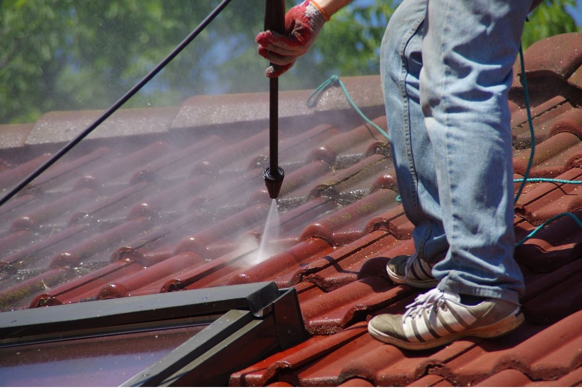 High Pressure Roof Cleaning Adelaide